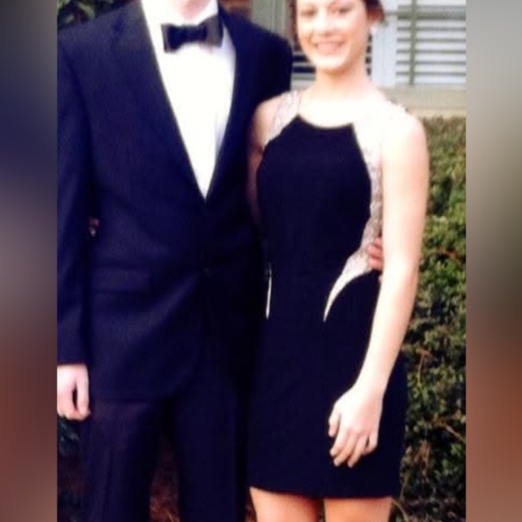 Caché Black Dress with Mesh and Rhinestone Detailing Size 0 - Picture 6 of 6